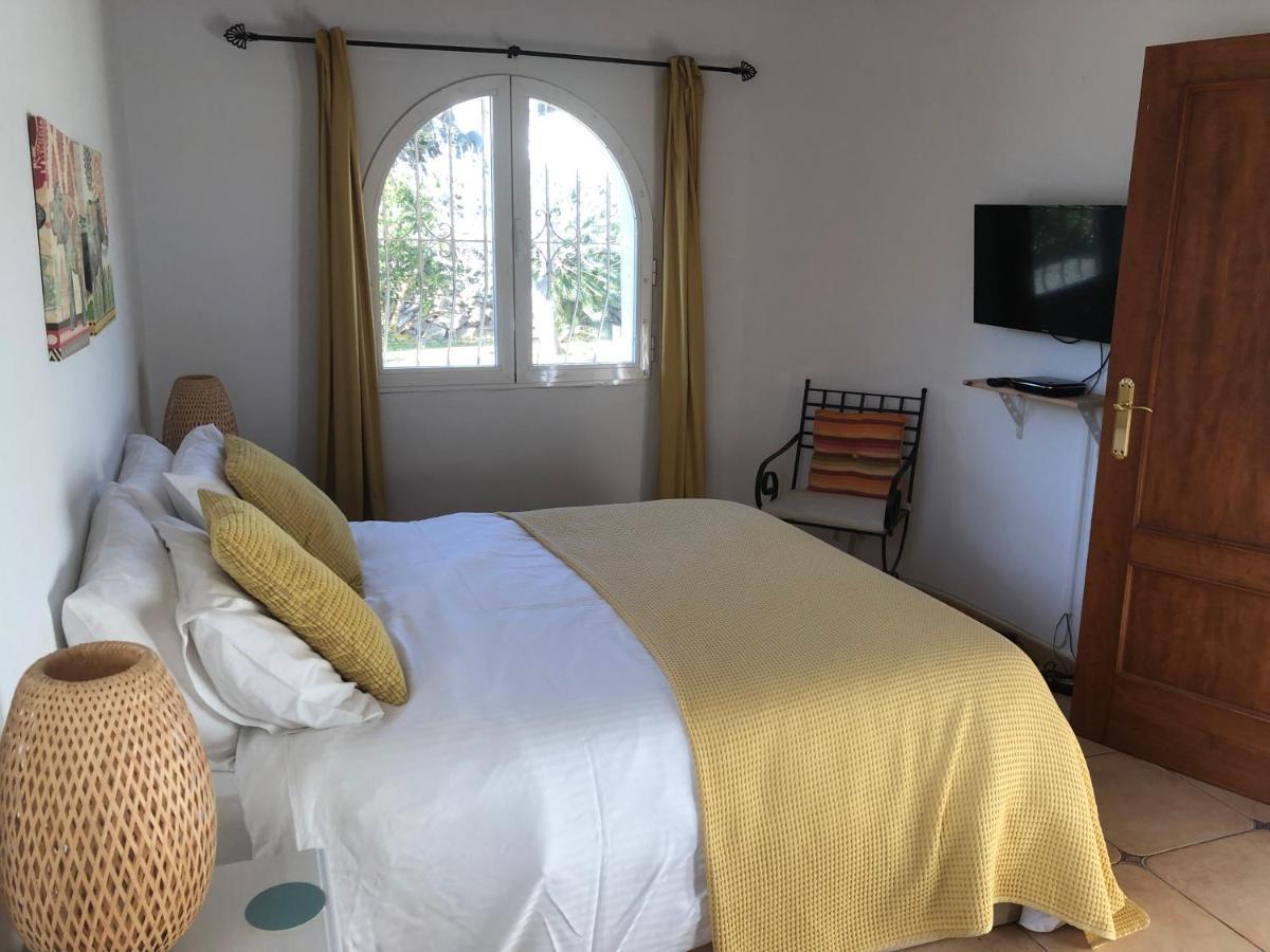 Casita In With Garden And Pool - Dog Friendly! *