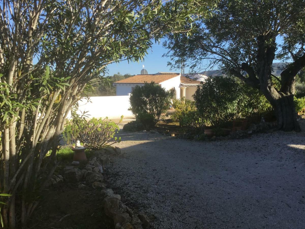 Casita In With Garden And Pool - Dog Friendly! Holiday home
